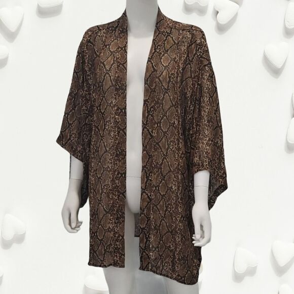 SHOW Me Your MuMu Coverup Kimono - Picture 2 of 10